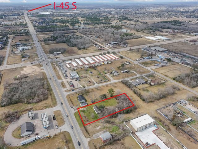 2905 Fm-646, Dickinson, TX 77539