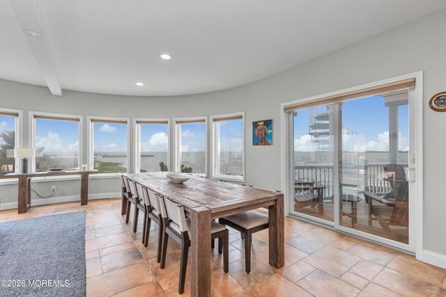 1220 S Green Street, Tuckerton, NJ 08087