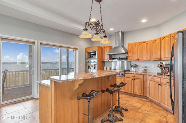 1220 S Green Street, Tuckerton, NJ 08087