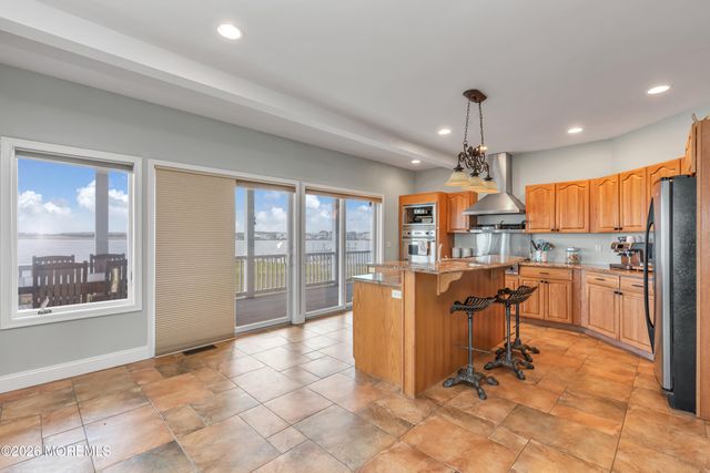 1220 S Green Street, Tuckerton, NJ 08087