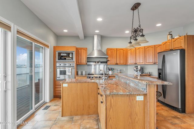 1220 S Green Street, Tuckerton, NJ 08087