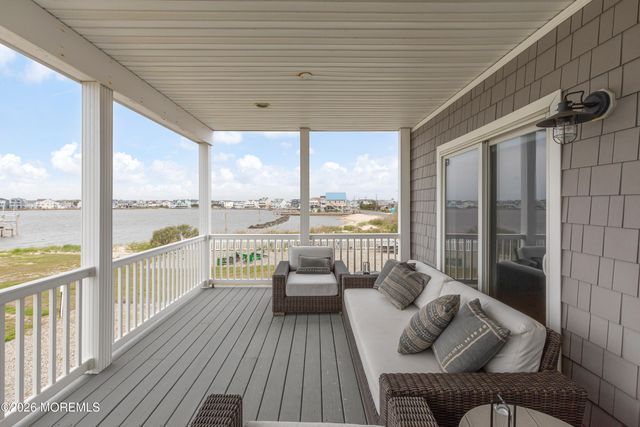 1220 S Green Street, Tuckerton, NJ 08087