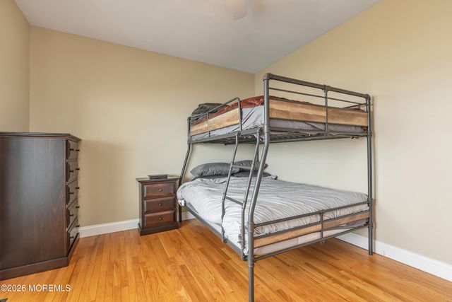 1220 S Green Street, Tuckerton, NJ 08087