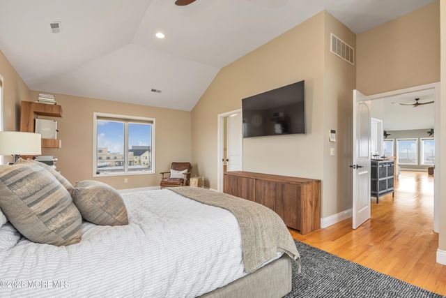 1220 S Green Street, Tuckerton, NJ 08087