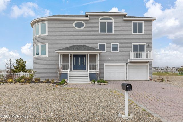 1220 S Green Street, Tuckerton, NJ 08087
