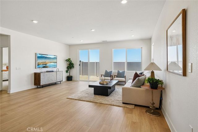 12780 Fuji Circle, Corona, CA 92883