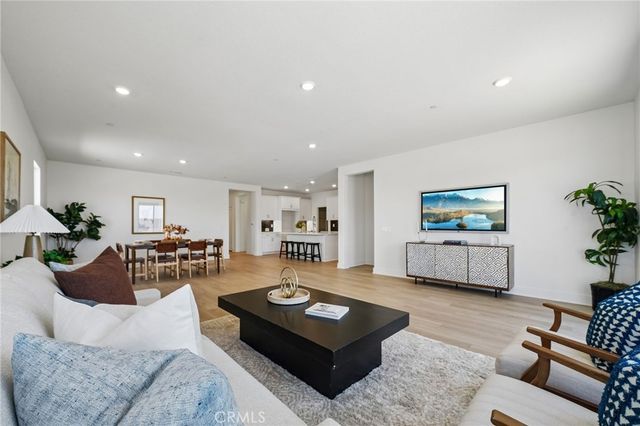 12780 Fuji Circle, Corona, CA 92883
