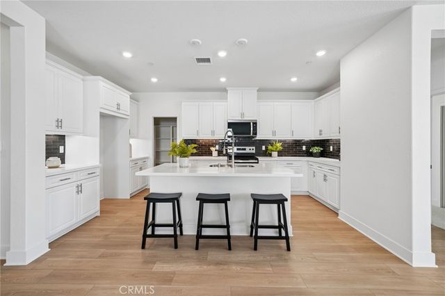 12780 Fuji Circle, Corona, CA 92883