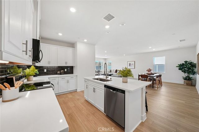 12780 Fuji Circle, Corona, CA 92883