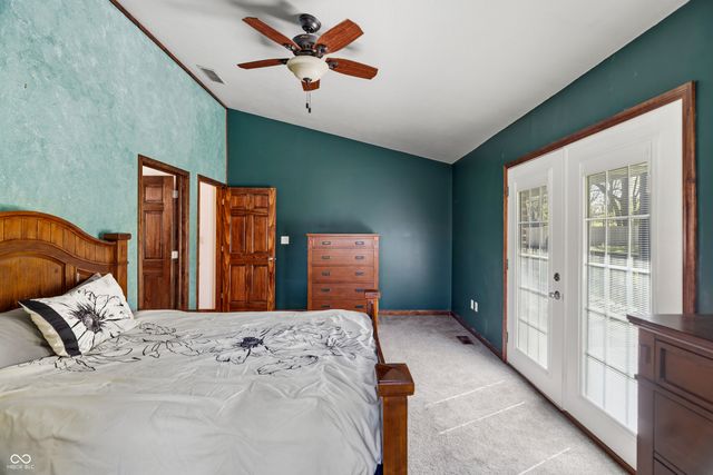 1072 S Teresa Drive, Martinsville, IN 46151