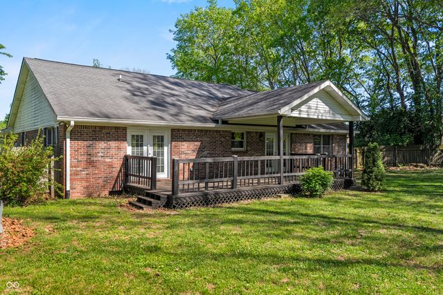 1072 S Teresa Drive, Martinsville, IN 46151