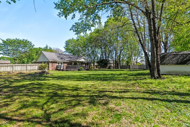 1072 S Teresa Drive, Martinsville, IN 46151