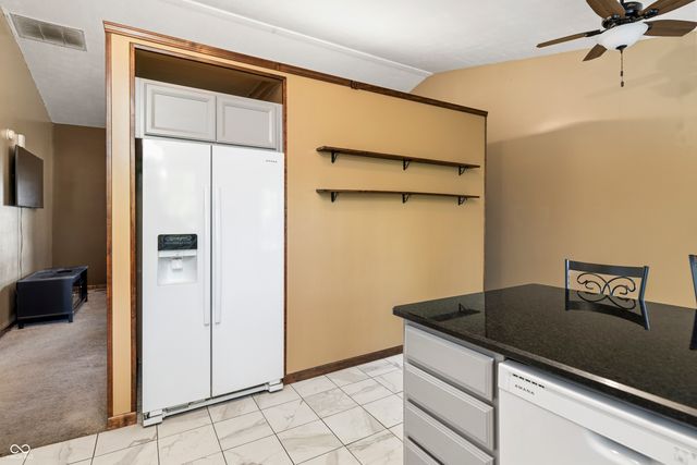 1072 S Teresa Drive, Martinsville, IN 46151