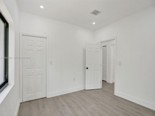 759 NE 127th St, North Miami, FL 33161