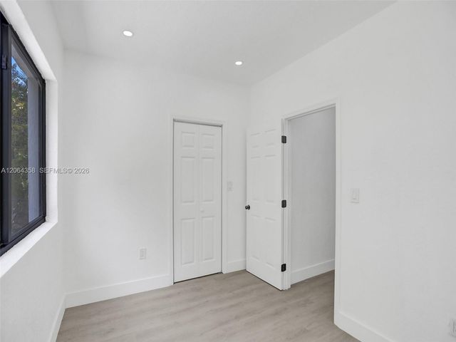 759 NE 127th St, North Miami, FL 33161