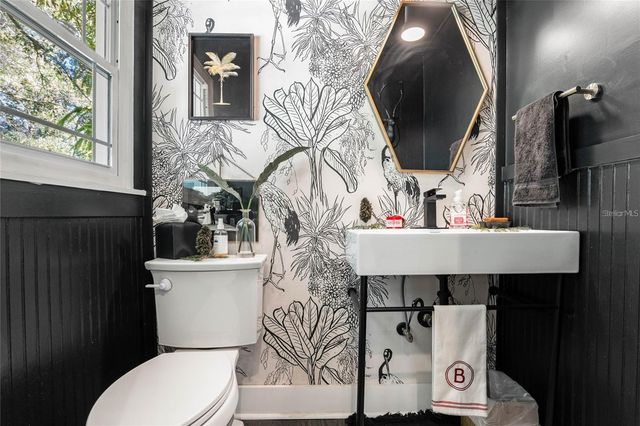 2133 EAU CLAIRE AVENUE, Deland, FL 32724