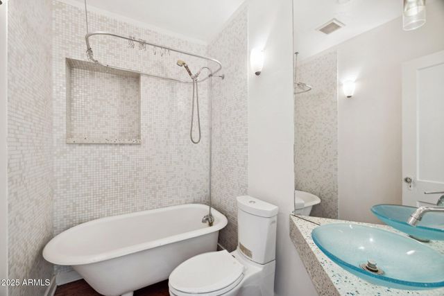 1614 E Roma Avenue, Phoenix, AZ 85016