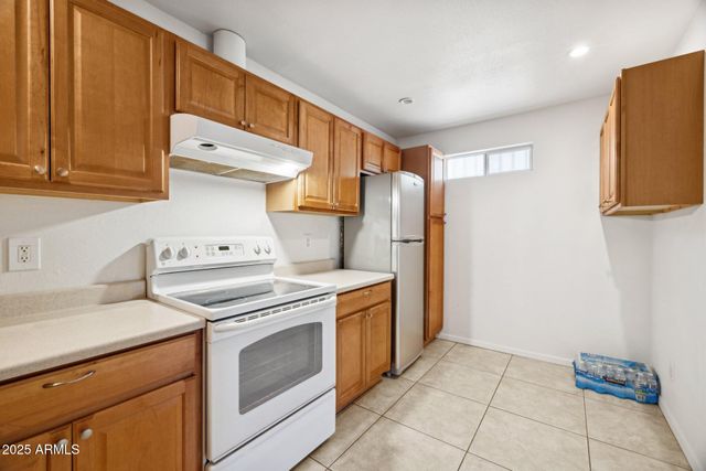 1614 E Roma Avenue, Phoenix, AZ 85016