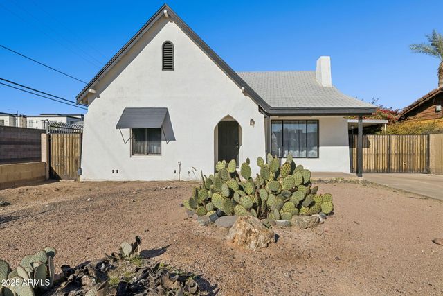 1614 E Roma Avenue, Phoenix, AZ 85016