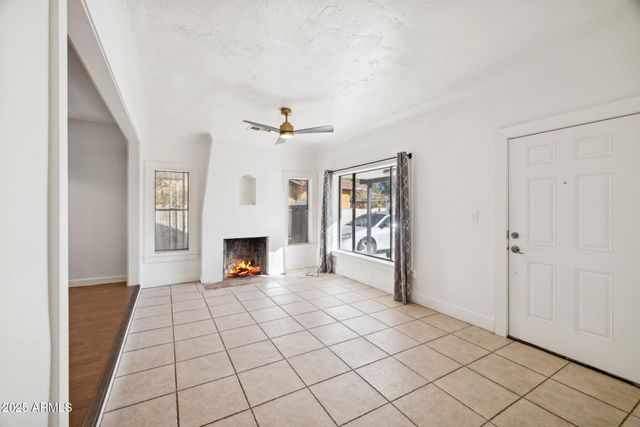 1614 E Roma Avenue, Phoenix, AZ 85016