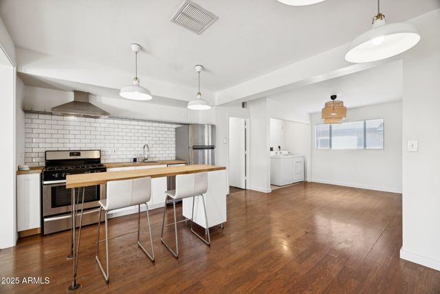 1614 E Roma Avenue, Phoenix, AZ 85016