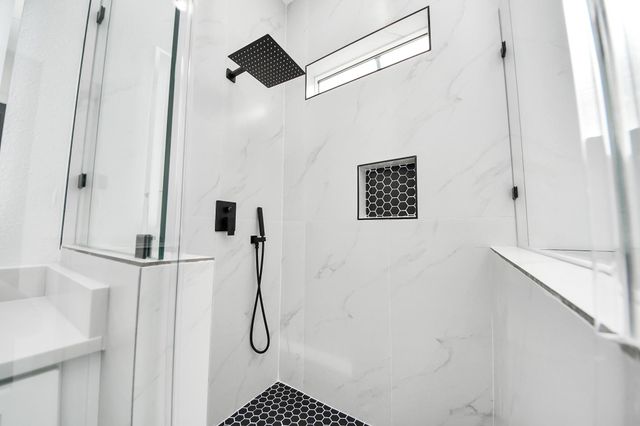 3308 Hardy Street, Houston, TX 77009