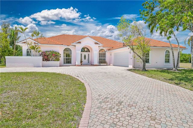 12280 Soria LN, Bonita Springs, FL 34135