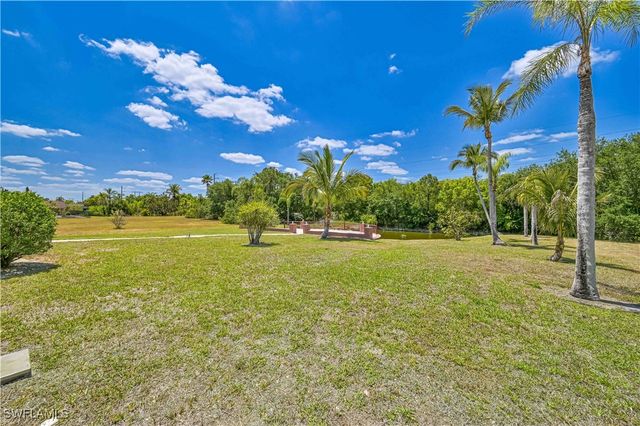 12280 Soria LN, Bonita Springs, FL 34135