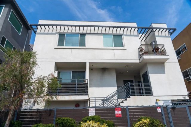 1183 Crenshaw 203, Los Angeles, CA 90019