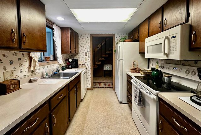 78 Greensward Drive, Grantham, NH 03753