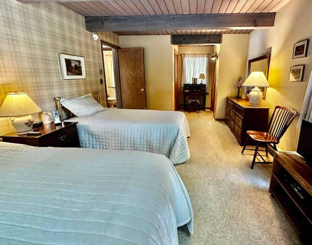 78 Greensward Drive, Grantham, NH 03753