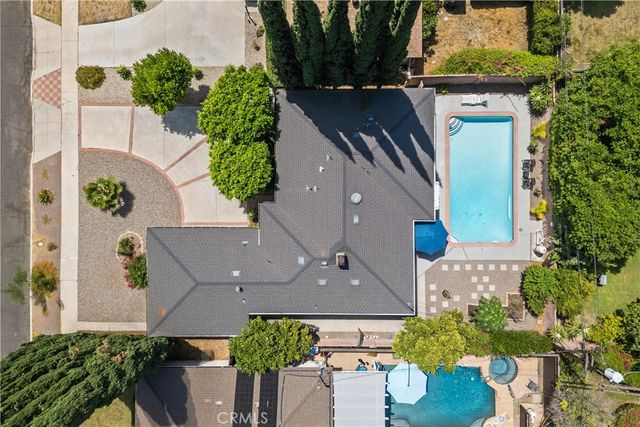 6319 Aura Avenue, Tarzana, CA 91335
