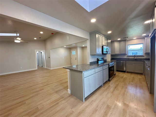 2922 Berkshire Drive, Mesquite, TX 75150