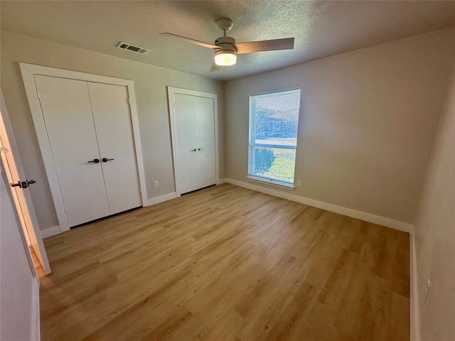 2922 Berkshire Drive, Mesquite, TX 75150