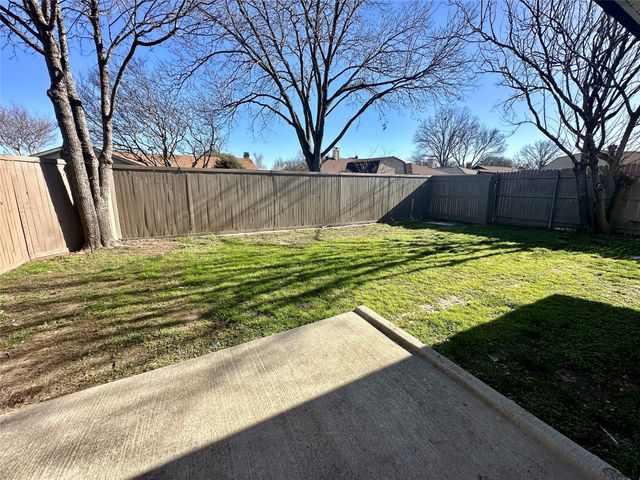 2922 Berkshire Drive, Mesquite, TX 75150