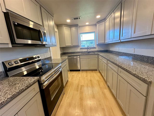 2922 Berkshire Drive, Mesquite, TX 75150