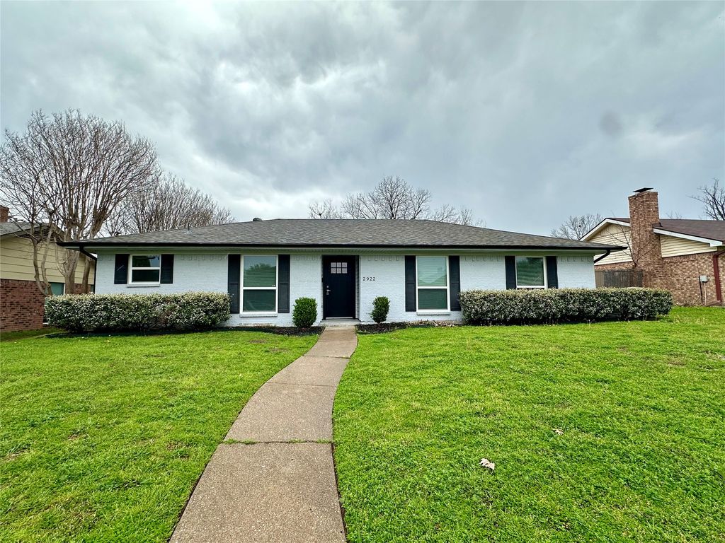 2922 Berkshire Drive, Mesquite, TX 75150