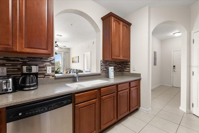 4024 BREAKVIEW DRIVE 40304, Orlando, FL 32819