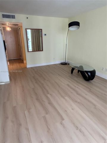 19201 Collins Avenue 717, Sunny Isles Beach, FL 33160