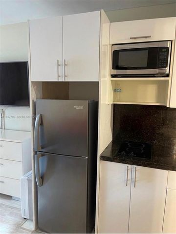 19201 Collins Avenue 717, Sunny Isles Beach, FL 33160
