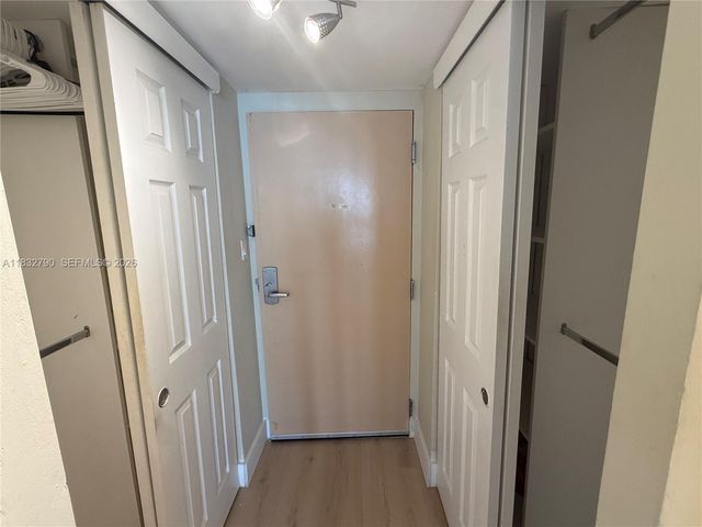 19201 Collins Avenue 717, Sunny Isles Beach, FL 33160
