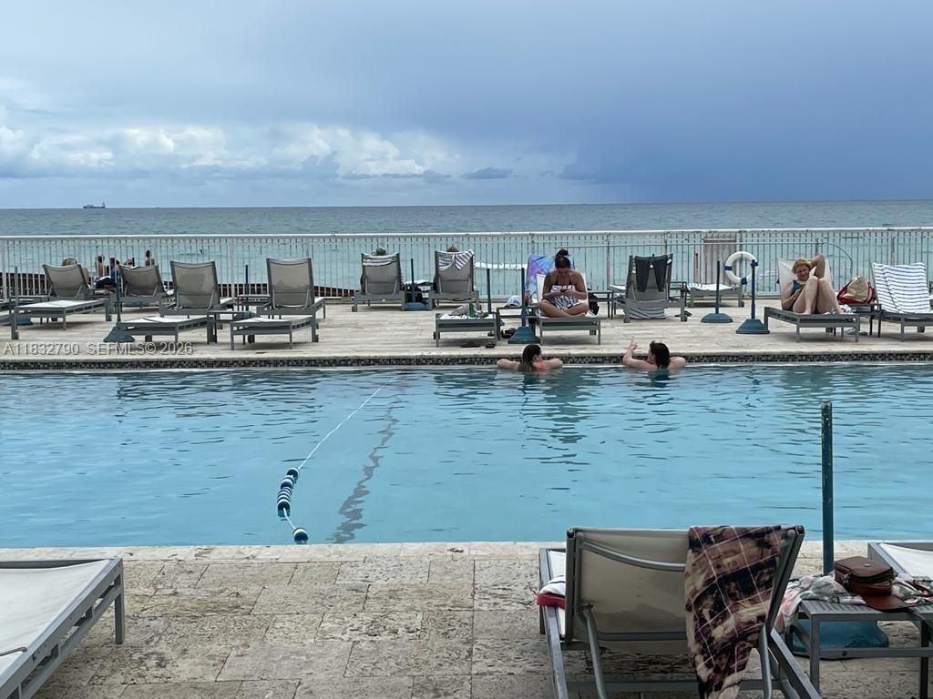 19201 Collins Avenue 717, Sunny Isles Beach, FL 33160
