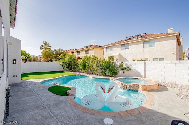 8500 Copper Mountain Avenue, Las Vegas, NV 89129