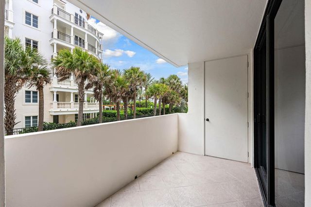 145 S Ocean Avenue 208, Palm Beach Shores, FL 33404