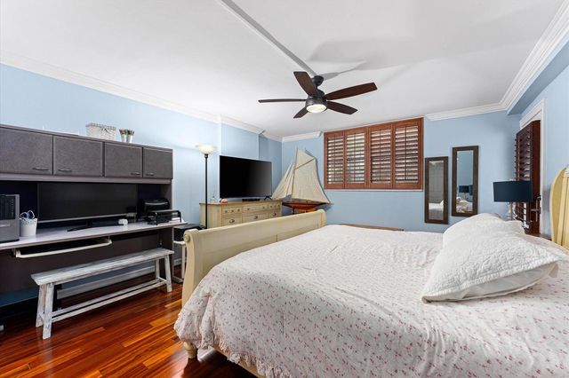 145 S Ocean Avenue 208, Palm Beach Shores, FL 33404