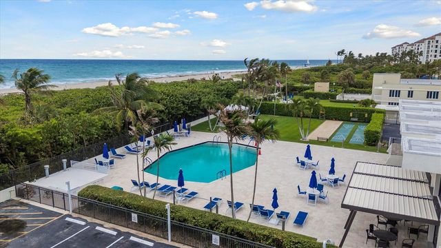 145 S Ocean Avenue 208, Palm Beach Shores, FL 33404