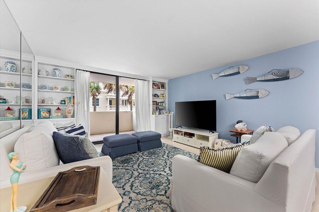 145 S Ocean Avenue 208, Palm Beach Shores, FL 33404