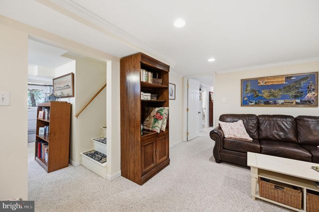 1116 N ROOSEVELT ST N, Arlington, VA 22205