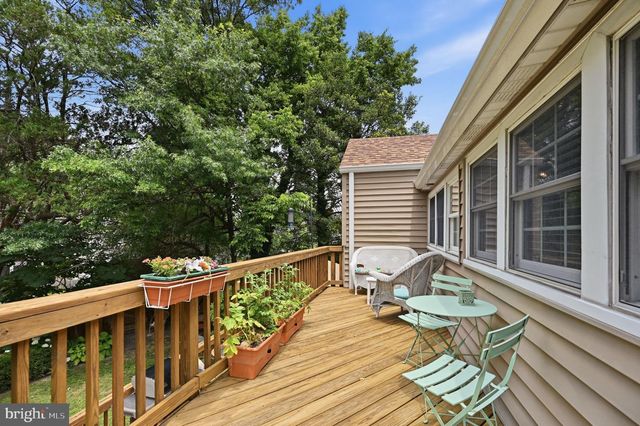 1116 N ROOSEVELT ST N, Arlington, VA 22205