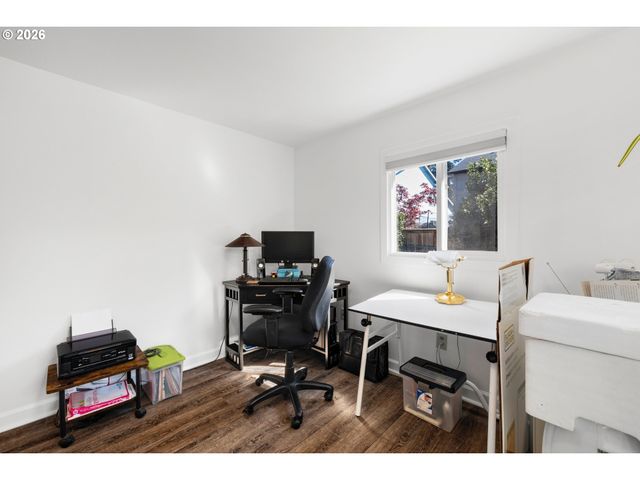 12450 Sw FISCHER Rd 143, Portland, OR 97224